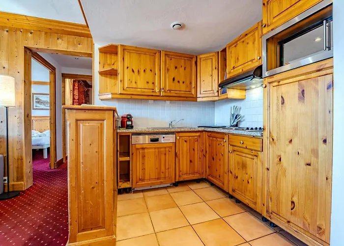 2 Bedroom In For 7 People - Les Glaciers