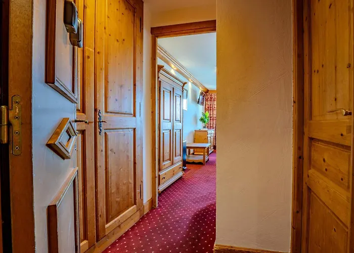 2 Bedroom In For 7 People - Les Glaciers Val Thorens